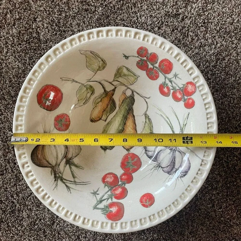 Williams Sonoma large serving bowl 14”